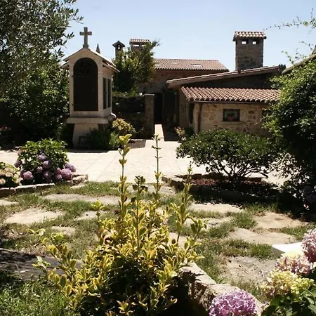 A Casa De Filomena * Escarabote